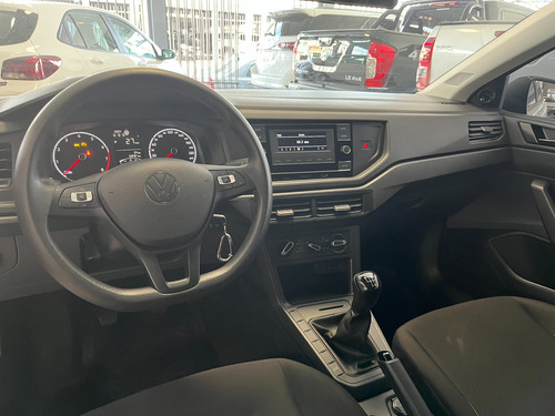Volkswagen Polo 1.0 MPI TRACK MANUAL