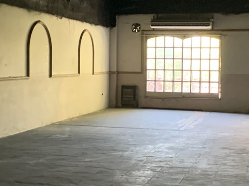 Imagen 13 de 24 de Venta Local En Villa Luro Al Frente Sobre Avenida