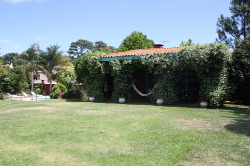 Exclusiva Residencia En Beverly Hills
