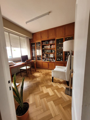 Venta Casa Tipo Chalet Centrica En Comodoro Rivadavia