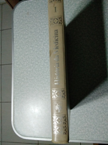 Livro Da Coleção: Medicina E Saúde - Volume 1 (Usado)