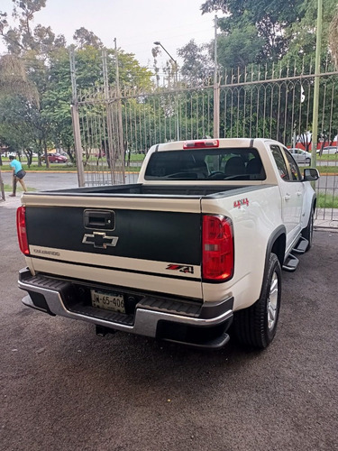 Imagen 2 de 11 de Chevrolet Colorado V6 4x4 Doble Cabina 2016