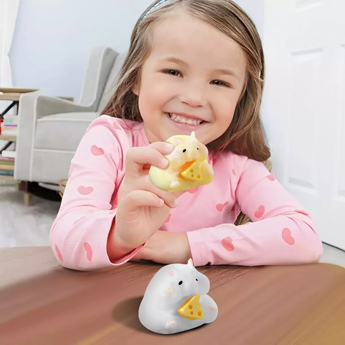 2 Juguetes De Peluche Squeeze Hamster Y 2 X Cat Scratch Para