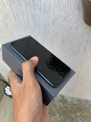 iPhone 8 64g