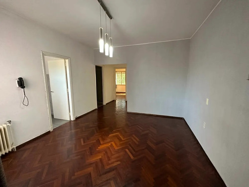 Venta, Apartamento, 2 Dormitorios, Garaje, Parque Batlle