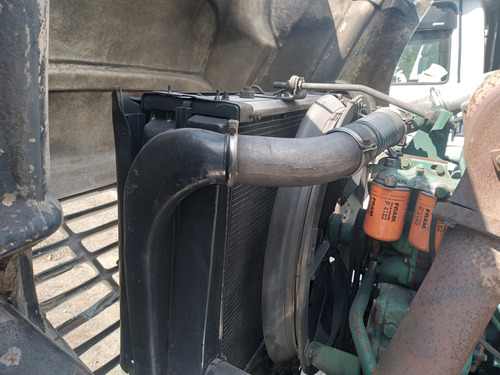Volvo 410 Tractor En Muy Buen Estado.