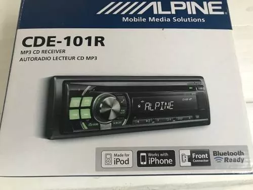Autoestéreo Alpine CDE-101RM con USB y bluetooth