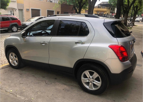 Imagen 3 de 18 de Chevrolet Tracker 1.8 Ltz Fwd Mt 140cv Mod 2015