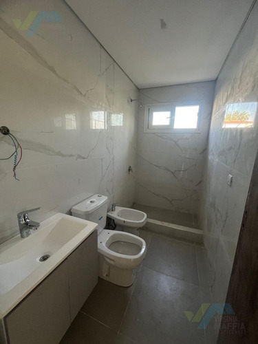 Departamento De 3 Ambientes Con Cochera, En Pilar Chic Village
