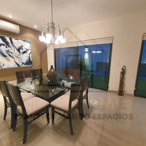 Imagen 3 de 14 de Residencia Contemporanea Con Acabados De Lujo