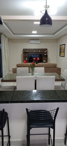 Imagen 8 de 18 de Alquilo Casa Totalmente Amoblada En El Condominio Cerrado La Trinidad: 4 Habitaciones Y 5 Baños.