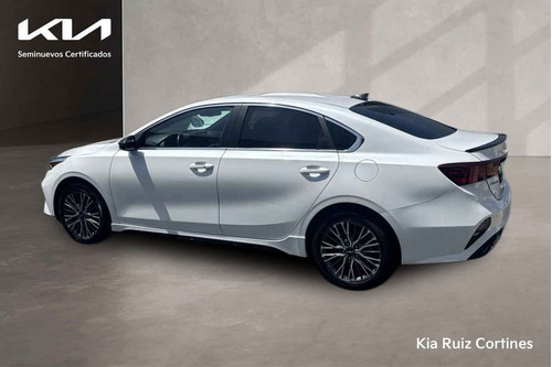 Kia Forte 4p GT Line L4/2.0 Aut