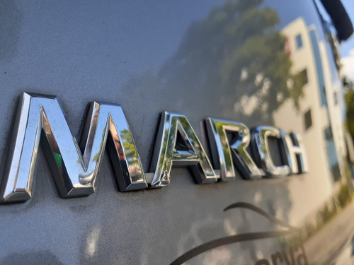 Imagem 6 de 17 de Nissan March