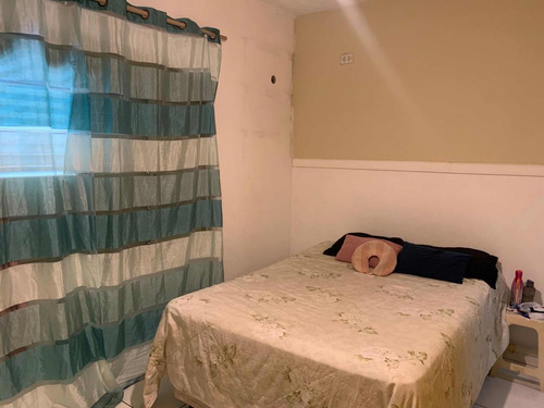Sobrado 3 Quartos Sendo 1 Suite E 4 Banheiros