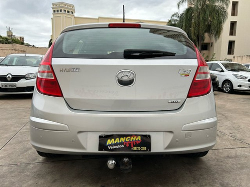 Hyundai I30 i30 2.0 MPI 16V GASOLINA 4P AUTOMÁTICO