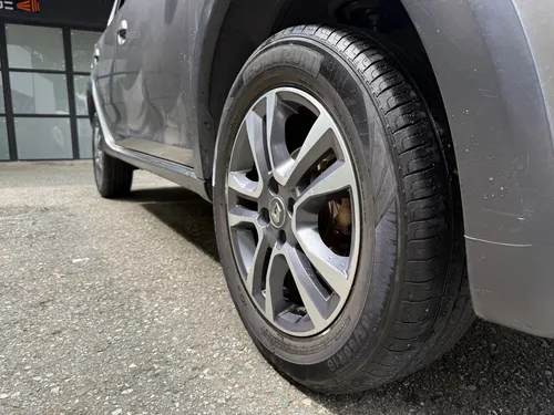 Renault Stepway 1.6 Intense Automática