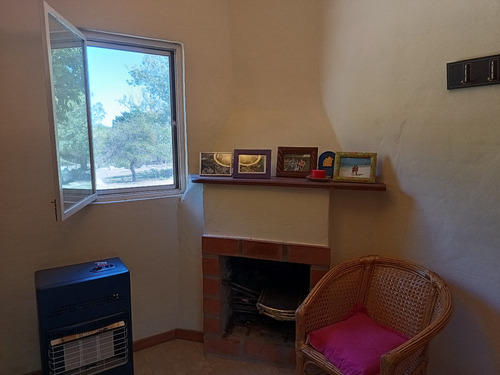 Chalet Con Cabaña, Acequia Y Pileta Con Vistas Únicas En La Reserva De Los Hornillos