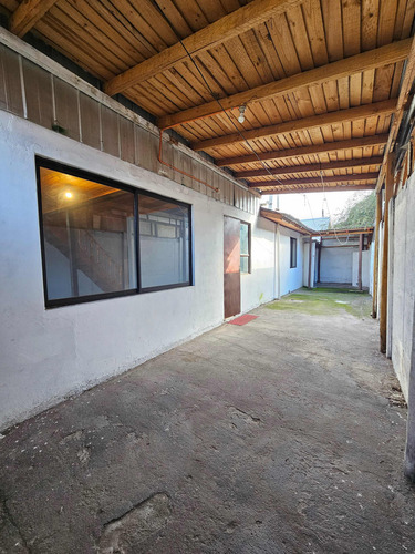 Casa De Dos Pisos Ubicada En Boldo I