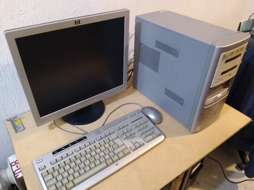 Computadora Hp Paviolion A1200la + Curso De Inglés