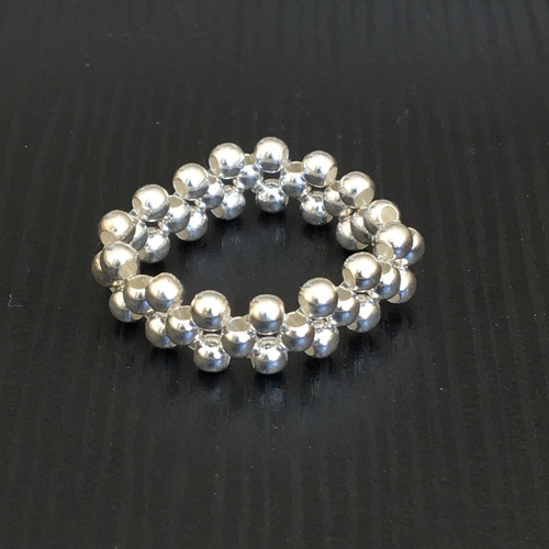 Imagen 5 de 9 de Anillo Bolitas 3 Lineas De Plata .925 Agálea Joyería