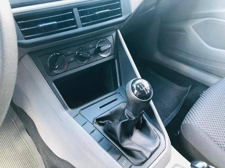 Imagem 11 de 15 de Volkswagen Polo 1.0 Mpi Total Flex Manual