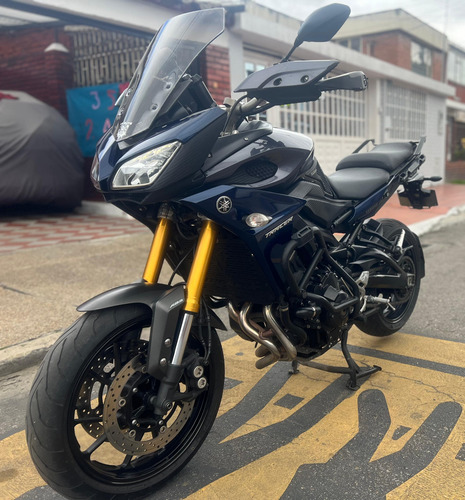 Tracer 900
