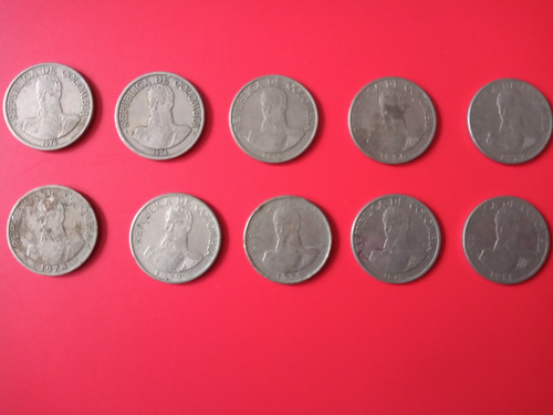 20 Monedas Antiguas De Colombia De Un Peso