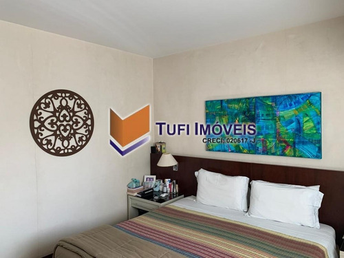 Imagem 4 de 10 de More Em Um Flat No Miolo Do Itaim Bibi - 4259