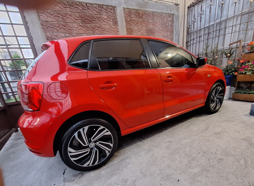 Volkswagen Polo 1.6 At