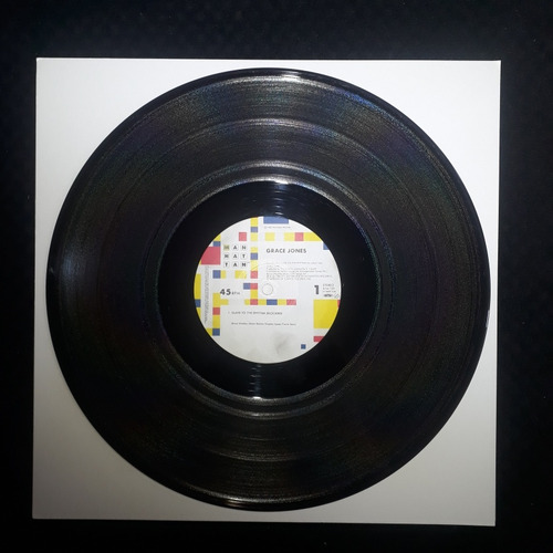 Grace Jones - Slave To The Rhythm (blooded)/ Ed. Japonesa (Usado)