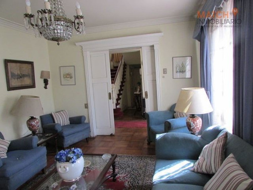 Imagen 2 de 19 de Casa En Venta De 7 Dorm. En Providencia