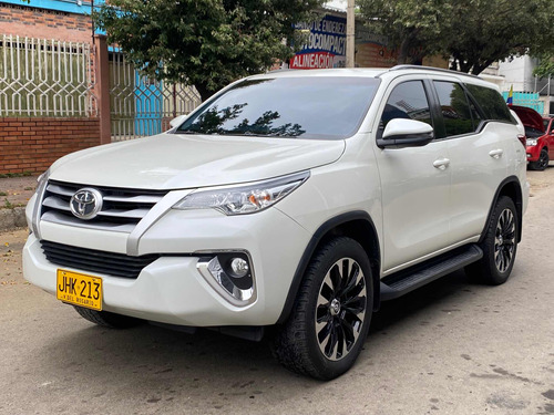 Toyota Fortuner 2.4l Diesel 4x2 2019 