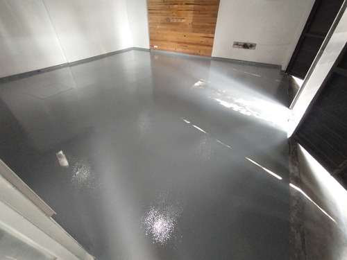 Piso Epóxico M2. Laboratorios, Hospitales E Industrial. 3d.