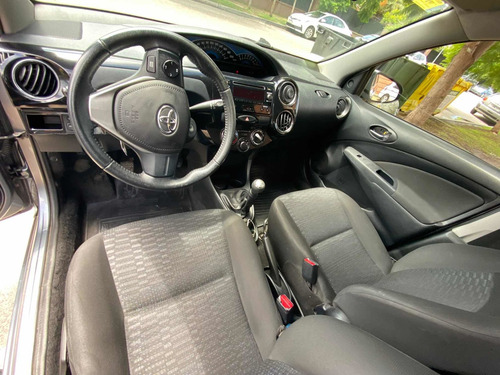 Toyota Etios 1.5 Xls 2014