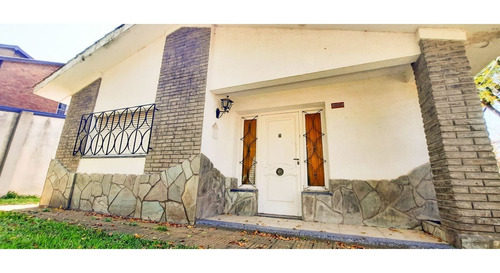 Imagen 5 de 22 de Casa Céntrica En Funes