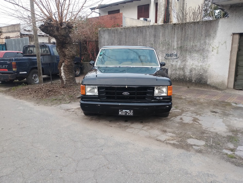 Ford F100 Ranger Xlt