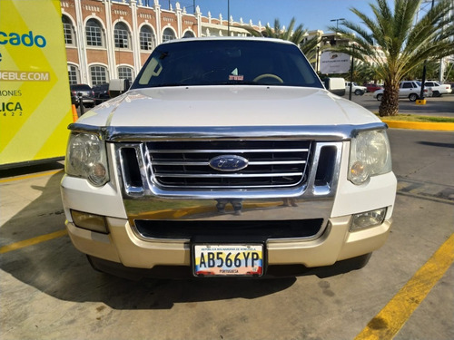 Imagen 3 de 10 de Ford Explorer