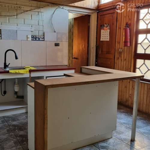Casa Con Excelente Ubicación En Buin. 3d 1b