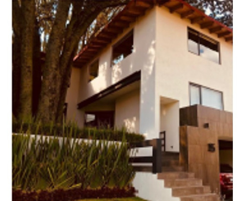 Imagen 1 de 30 de En Venta Moderna Casa En Club De Golf Los Encinos, Estado De México