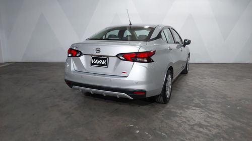 Nissan Versa 1.6 Sense Cvt