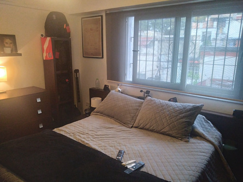 Casa 4 Ambientes, Doble Cochera, Quincho, Floresta