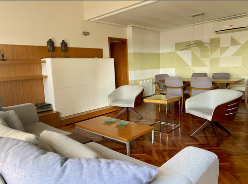 Departamento De Categoría. Muy Bien Ubicado Y Luminoso