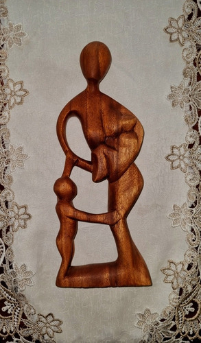 Figura Madre E Hijos En Madera 30cm