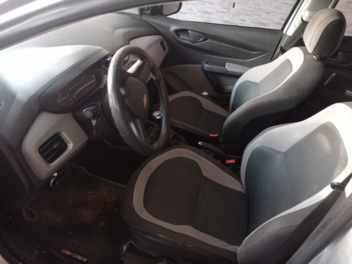 Chevrolet Onix 1.0 Ls 5p