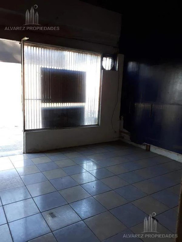 Imagen 29 de 30 de Venta En Bloque De 3 Locales Y 3 Viviendas Ituzaingo Retasado Oportunidad