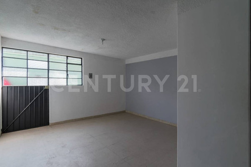Atizapan Centro, Edificio De Productos En Venta 10474 Rev