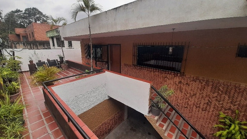 Imagen 24 de 30 de Turumo Casa En Venta Remodelada 140m2 3 H 3b 4 E Ref 35.000