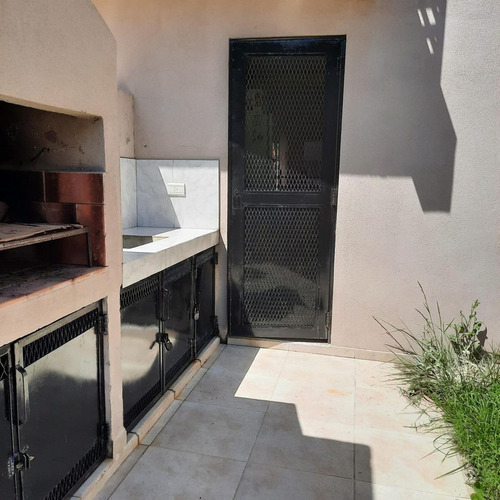 Departamento En Venta - 2 Dormitorios 1 Baño 1 Cochera - 55mts2 - Costa Azul