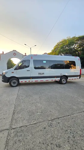 Sprinter 516 Cdi 20 Pasajeros Mod 2023 Motor 2.2 Diésel
