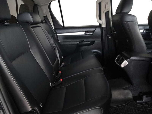 Imagem 15 de 15 de Toyota Hilux 2.8 Tdi Srv Cab. Dupla 4x4 Aut. 4p